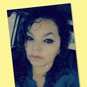 Meet your Posher, Elvia